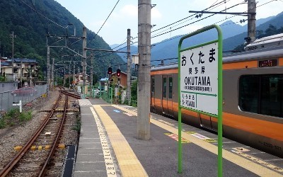 奥多摩駅周辺散策 食と酒と本と街と