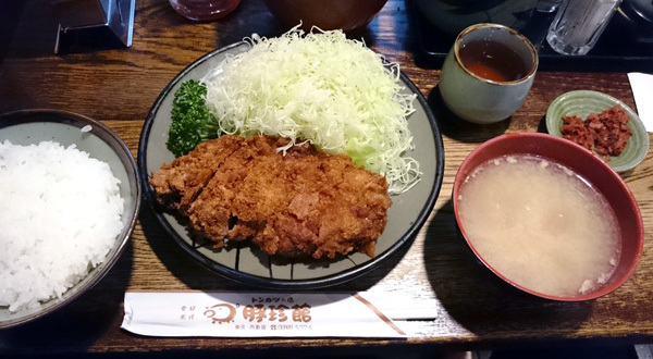 トンカツの店 豚珍館 新宿西口 食と酒と本と街と